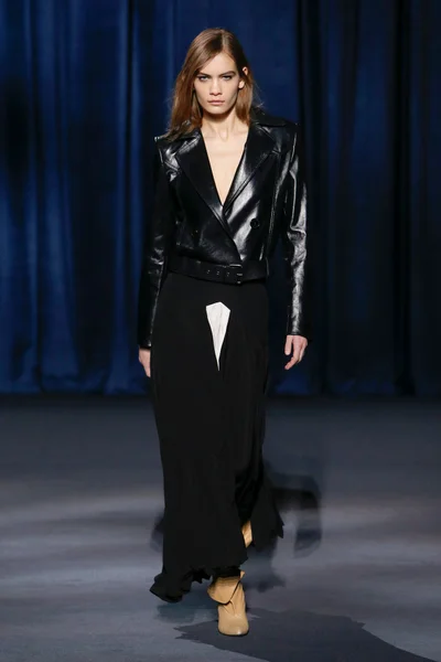 Look 20
